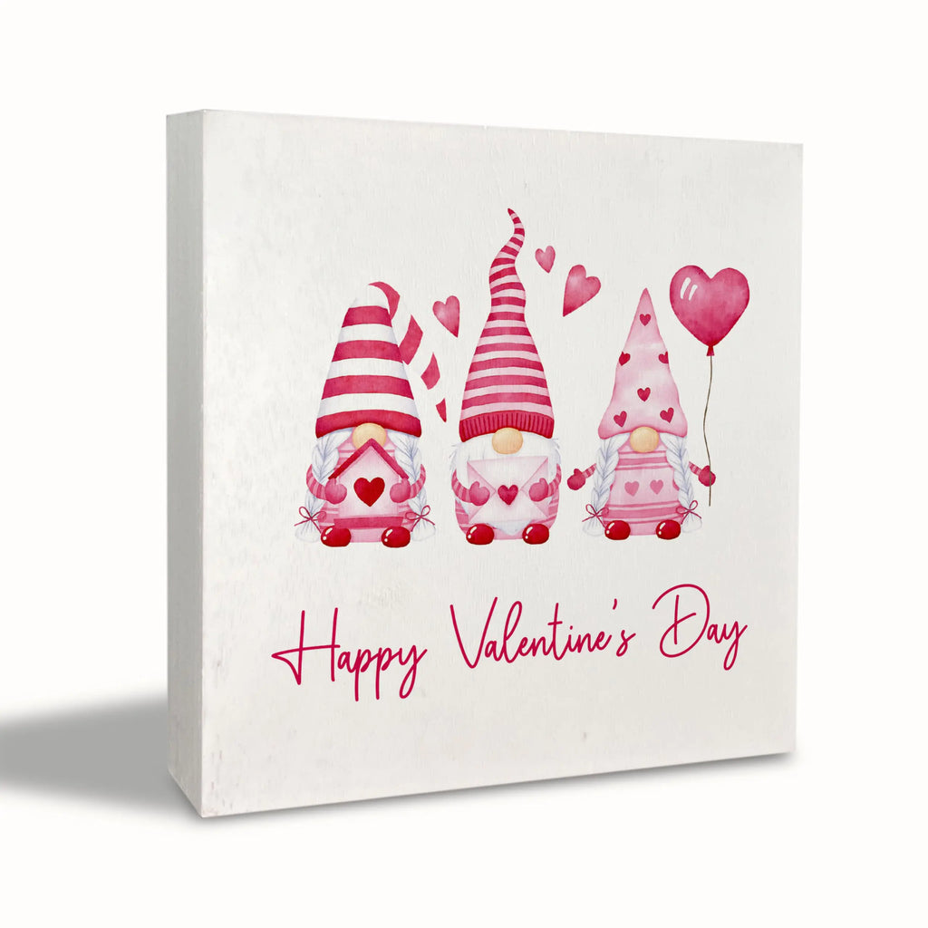 Gnome Valentines Day Decor